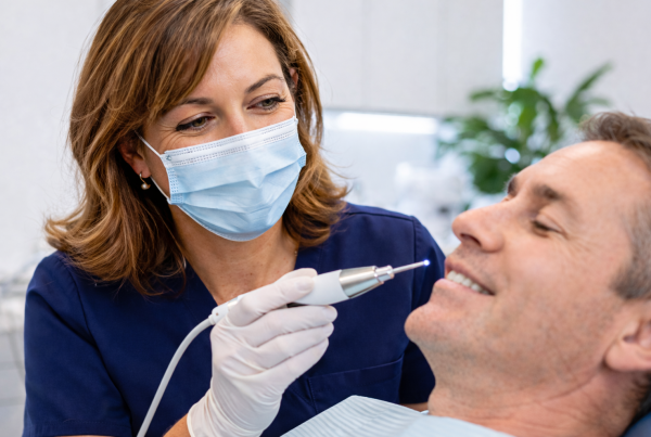 How an Ozone Therapy Dentist Treats Cavities and Gum Disease, Without the Drill